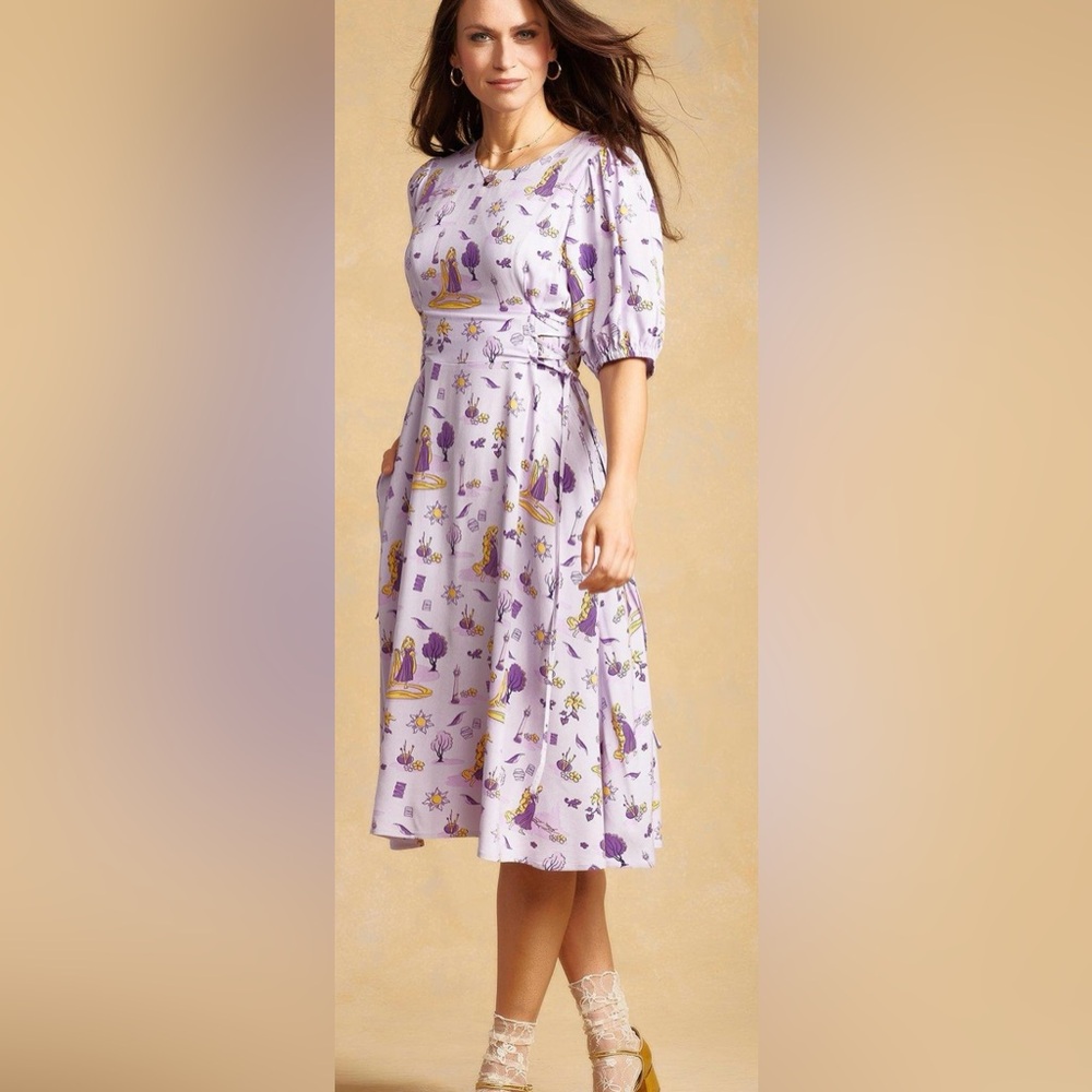 NWT HER UNIVERSE DISNEY Tangled Rapunzel lace up midi dress size 3x